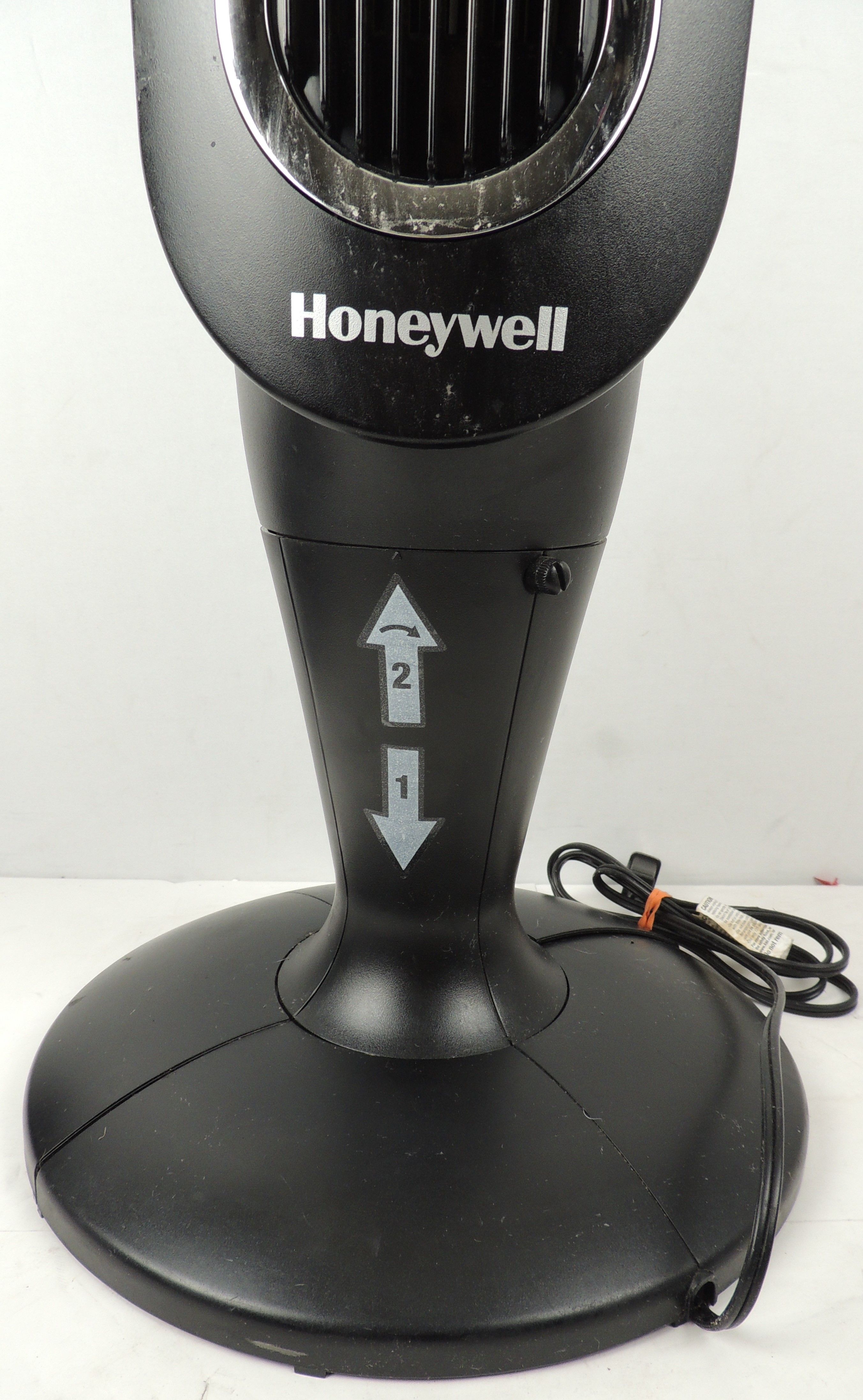 HONEYWELL Fresh Breeze Oscillating Tower Fan, Black with Programmable