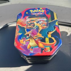 Pokémon Charizard Tin 