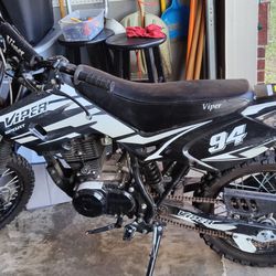 Viper Motorcycle/Pit Bike