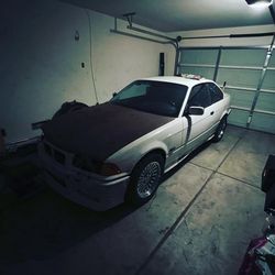 1995 BMW 325i