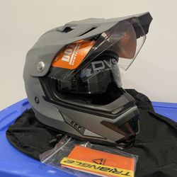 Motorcycle Helmet, brand new with tags (L)
