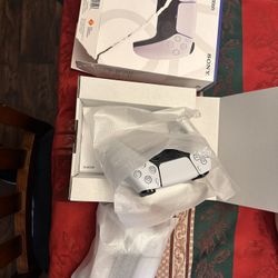 2 PS5 Controllers New 50$ Each