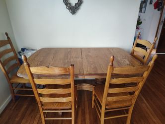 Table And 4 Chairs $60