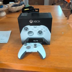 Xbox Elite Controller White