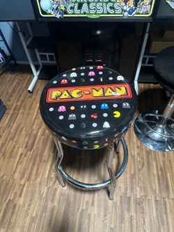 Arcade 1UP Pac-Man stool