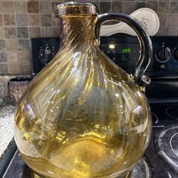 Amber color jug/vase