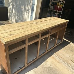Garage Wooden Workbench/Cabinet