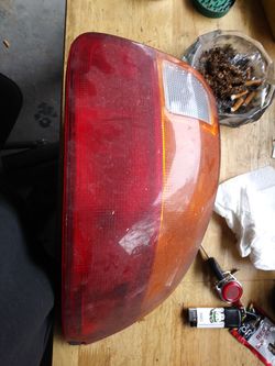 95 Del Sol Passenger Tail Light