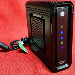 Motorola SURFboard SB6180 DOCSIS 3.0 Cable Modem w/ A/C Adapter 