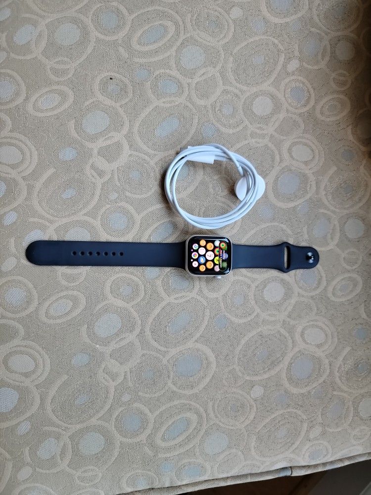 Apple Watch SE (2nd Gen) [GPS + Cellular 44mm]