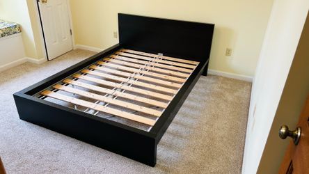 Full size bed frame