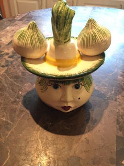 Salt&pepper shaker and salsa bowl