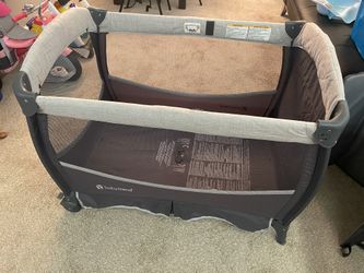 Baby Trend Deluxe II Nursery Center Portable Playard