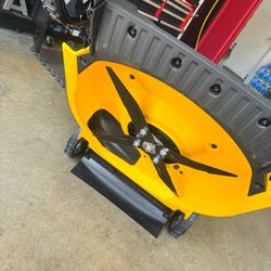 Dewalt lawn mower TOOL ONLY