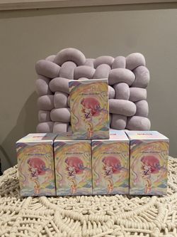 Azura- A Dream About Stars PopMart Figure