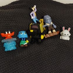 Six TOYS #1