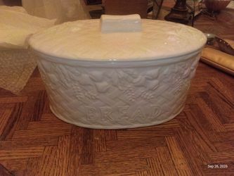 Vintage Casafina Portugal Ceramic Bread Box - Embossed White Stoneware 14.25"