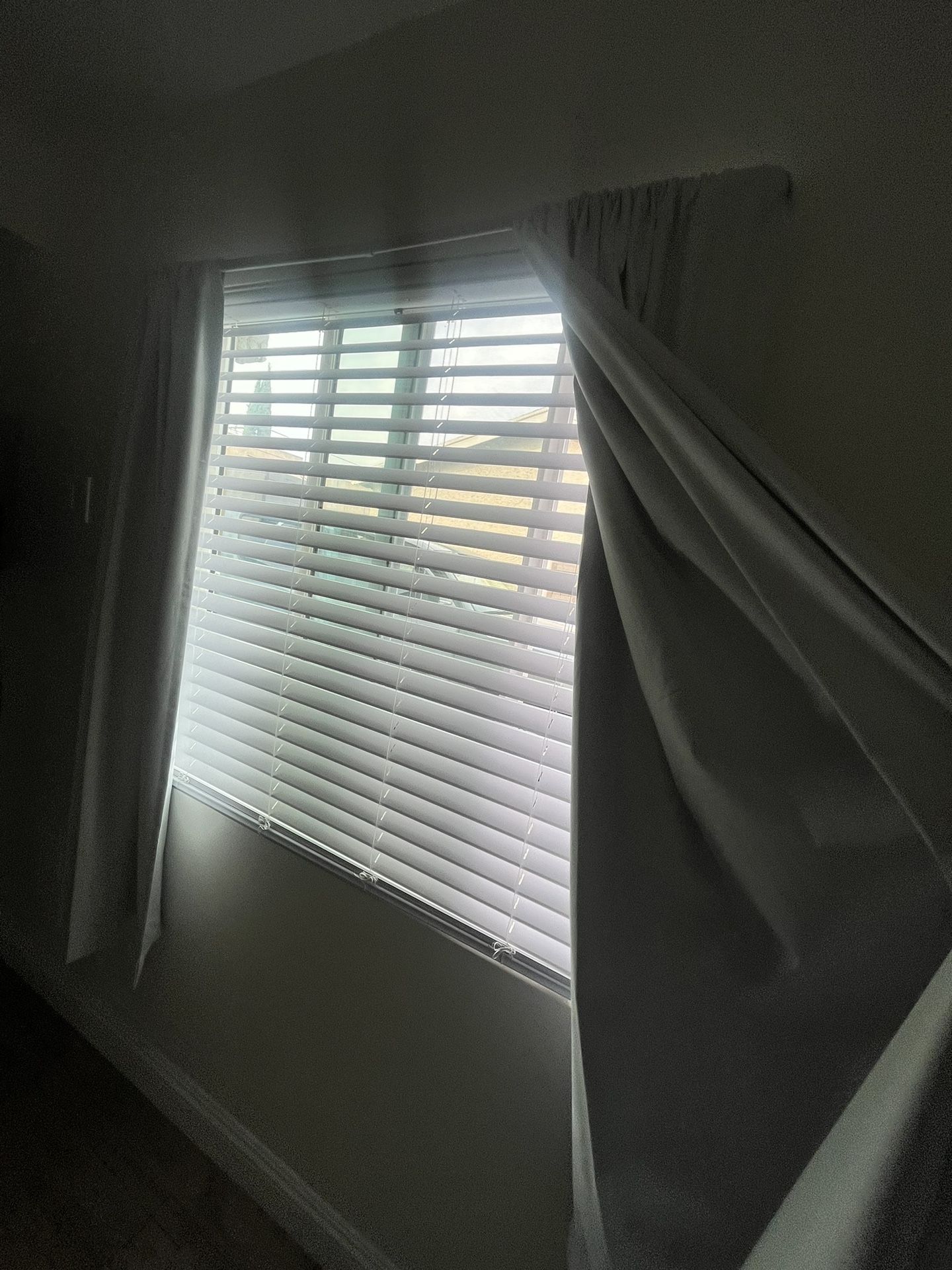 Bedroom Blinds Cordless