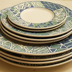9 Piece Plate Set
