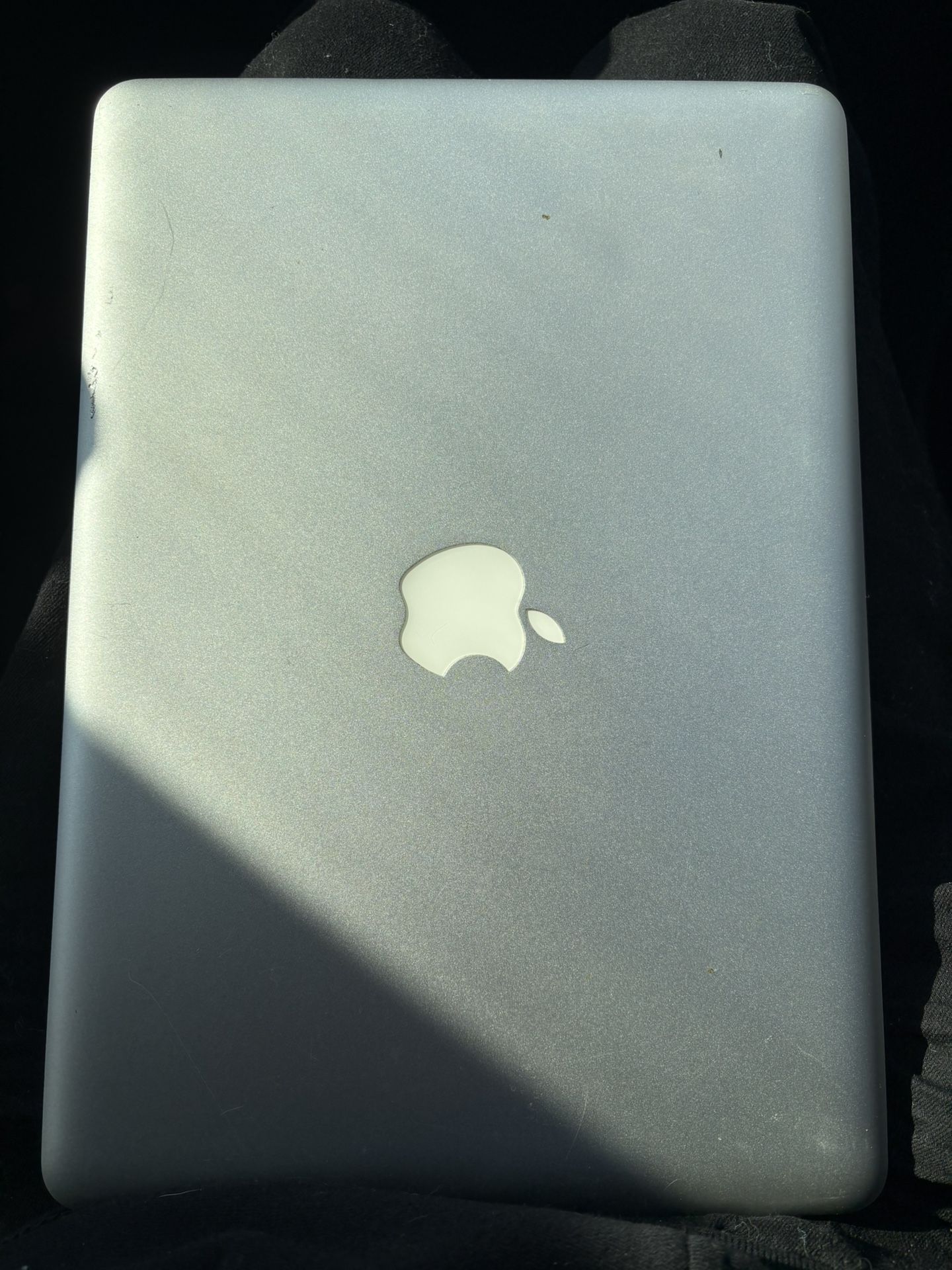 MacBook