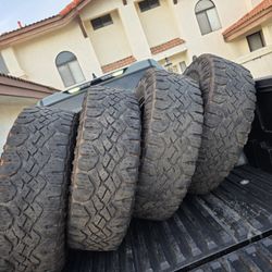 Tires 285 75 18  Goodyear  Duratrac
