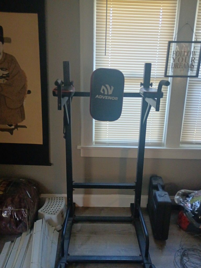 In-house Pull Up Bar