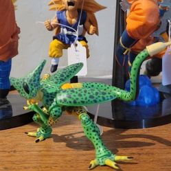 Bandai Dragon Ball Z Cell 1st Form