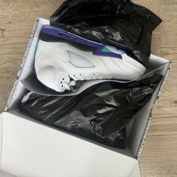Air Jordan Retro 5 Grapes 