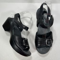 Dansko Jamey Neutral Black Leather Platform Clog Sandals Women’s Size 9