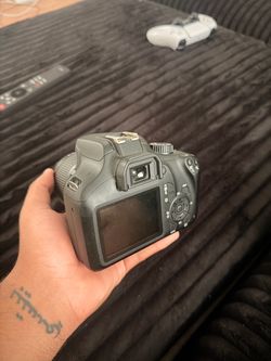 Canon EOS Rebel T100