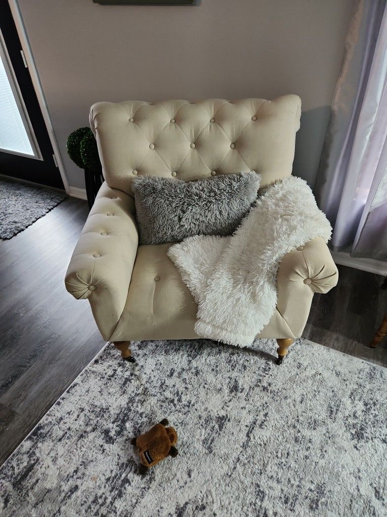 Oversized Armed Christopher Knight Chairs