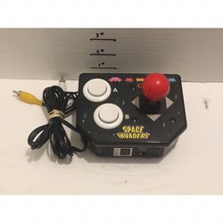 2011 JAKKS Pacific TV Games Space Invaders + 9 Other Games 