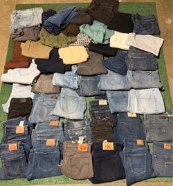 Women’s name brand Jean lots 53 pairs