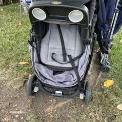 Stroller 