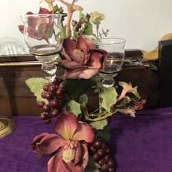 Flower Center Piece With Glasd Candle Holders 1 1/2 Ft Tall