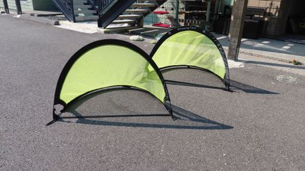 Pop Up Soccer Goals for Kids, 4-Ft Set of 2, Portable Folding Training Nets