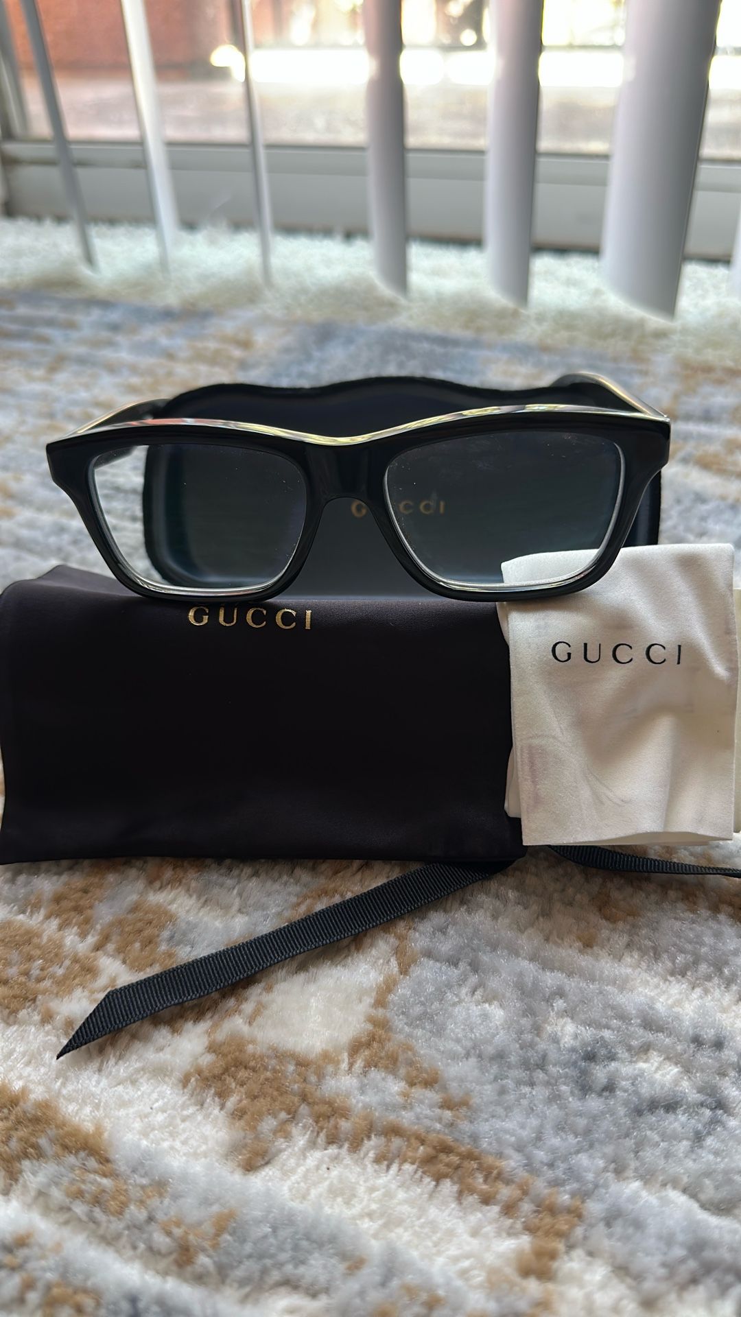 Gucci Frame 