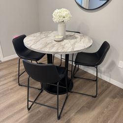 Ashley’s Centiar Counter Height Dining Table & 4 Barstools