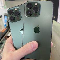 UNLOCKED iPhone 13 Pro Max 256GB