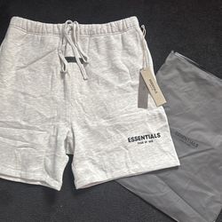 Authentic white essentials shorts size M