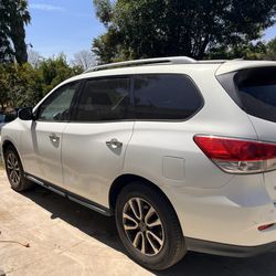 2013 Nissan Pathfinder