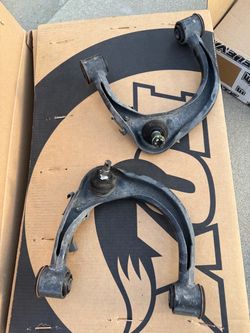 2023 Toyota 4Runner Upper Control Arms Pair with Ball Joints