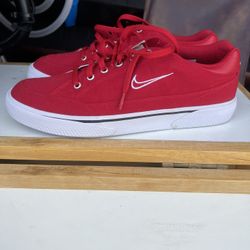 Mens Nike Size 10