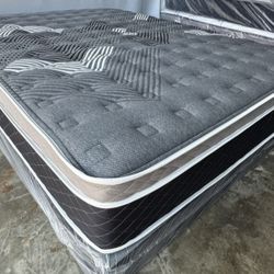 Queen Oasis Thermal Comfort Europillow Top 12inch Mattress!!