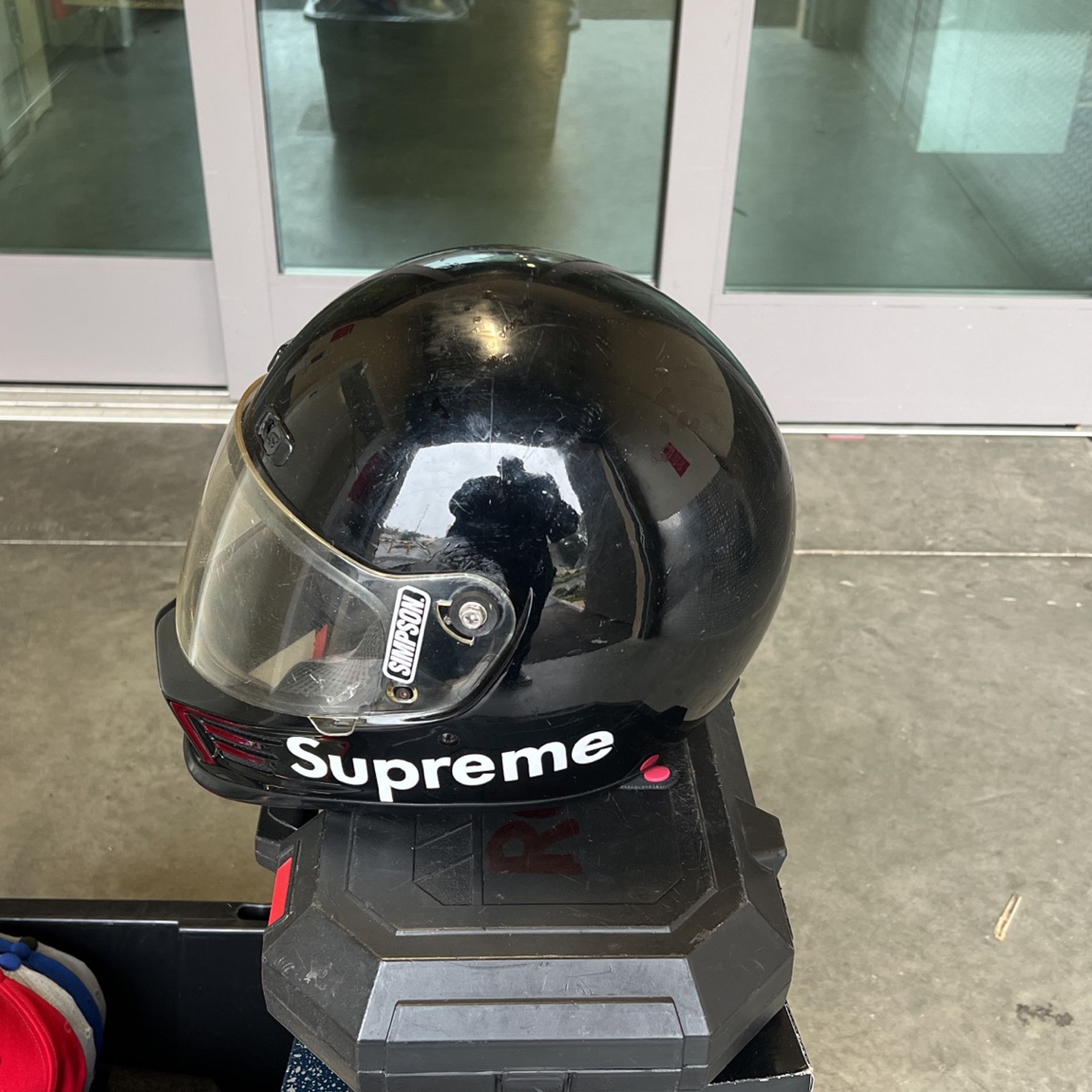 Supreme (Black Helmet) Simpson for Sale in Long Beach, CA - OfferUp
