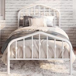 Twin Size Metal Platform Bed Frame with Victorian Style Wrought Iron-Art Headboard/Footboard, No Box Spring Required, White