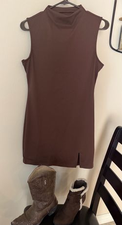 Woman’s Brown Dress🤠size Large