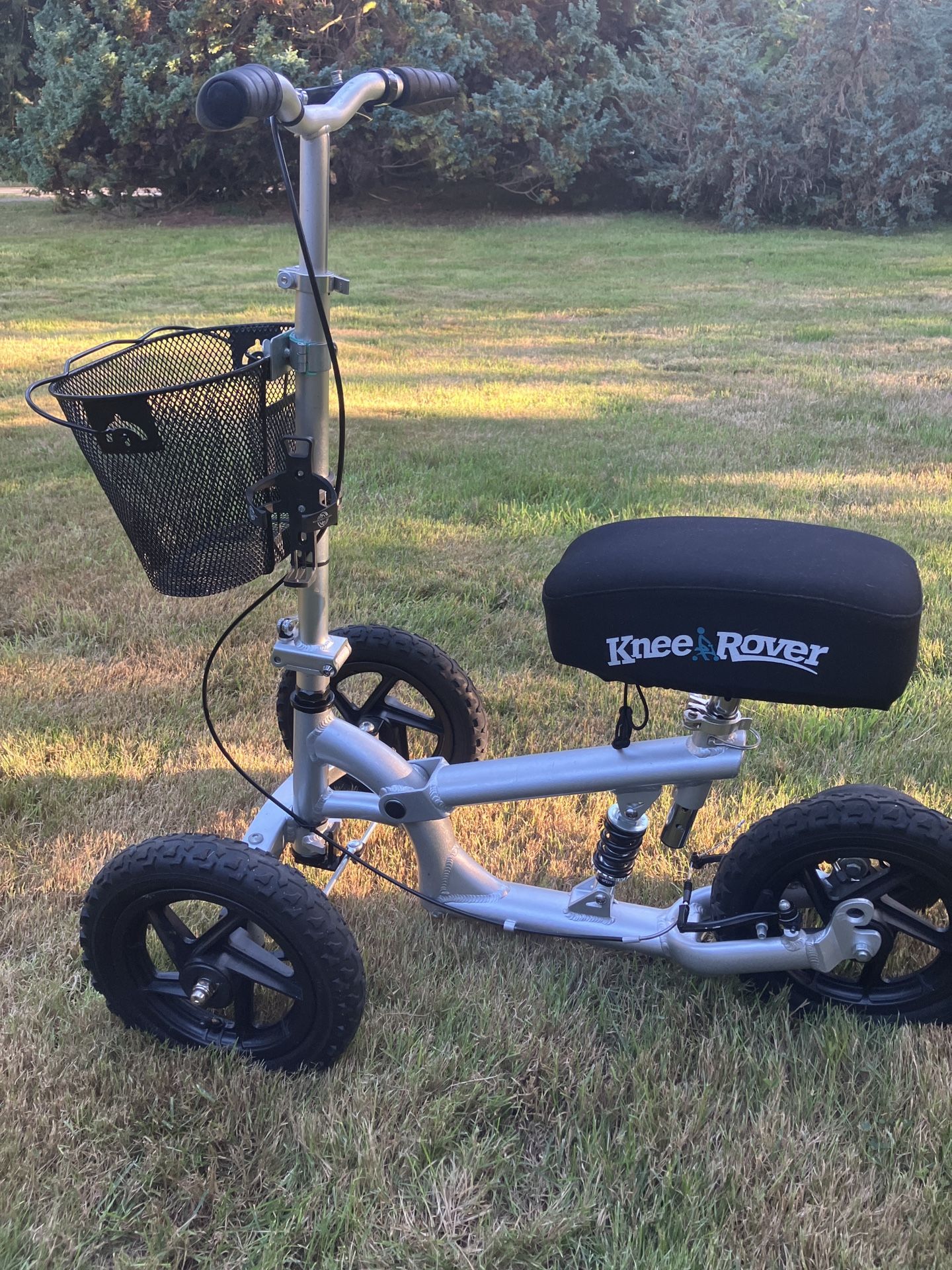 Knee Rover knee scooter