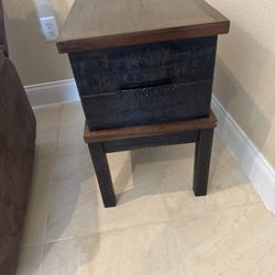  2 Wooden Side Tables & A Coffee Table