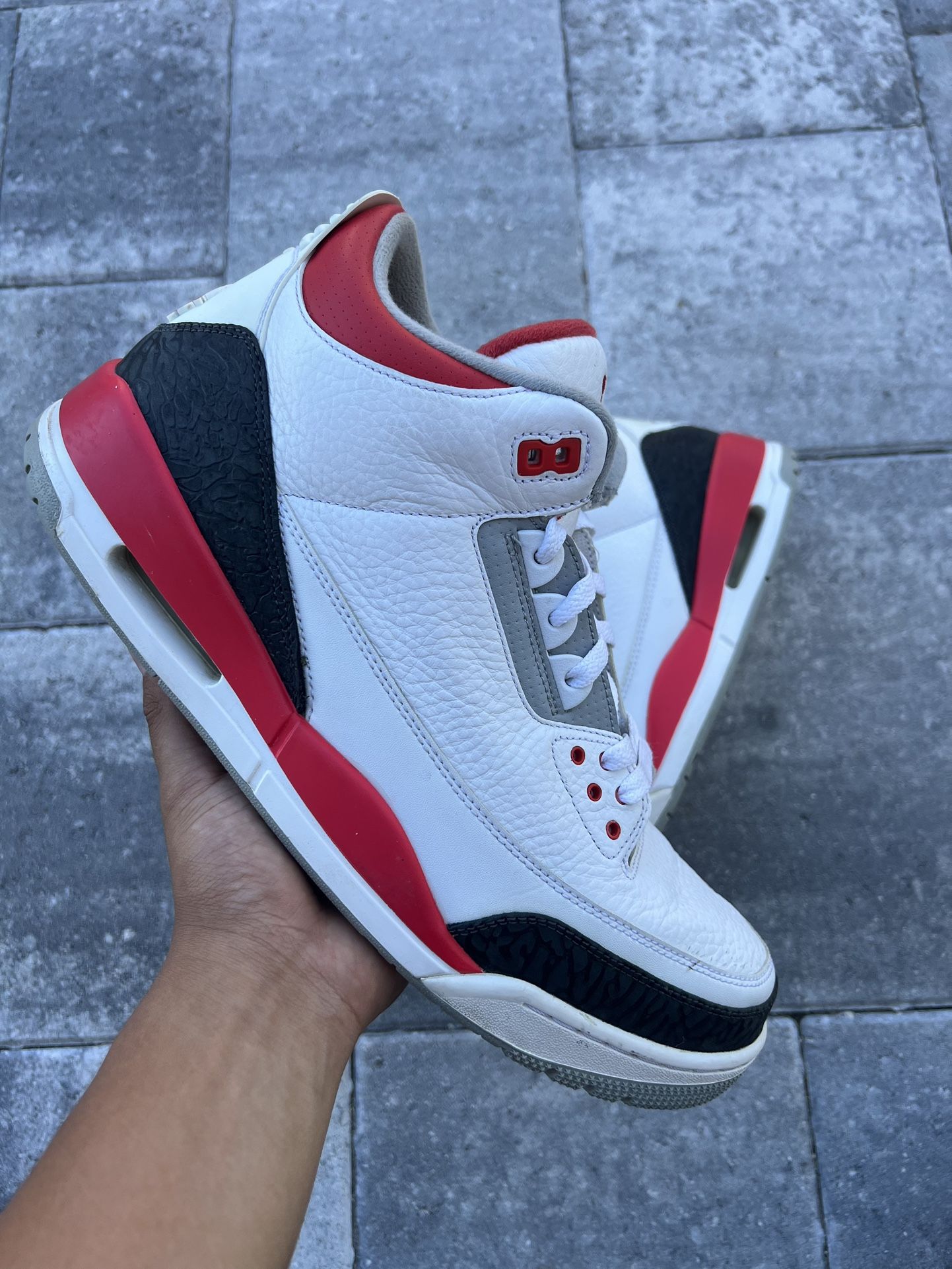 Jordan 3 ‘Fire Red’